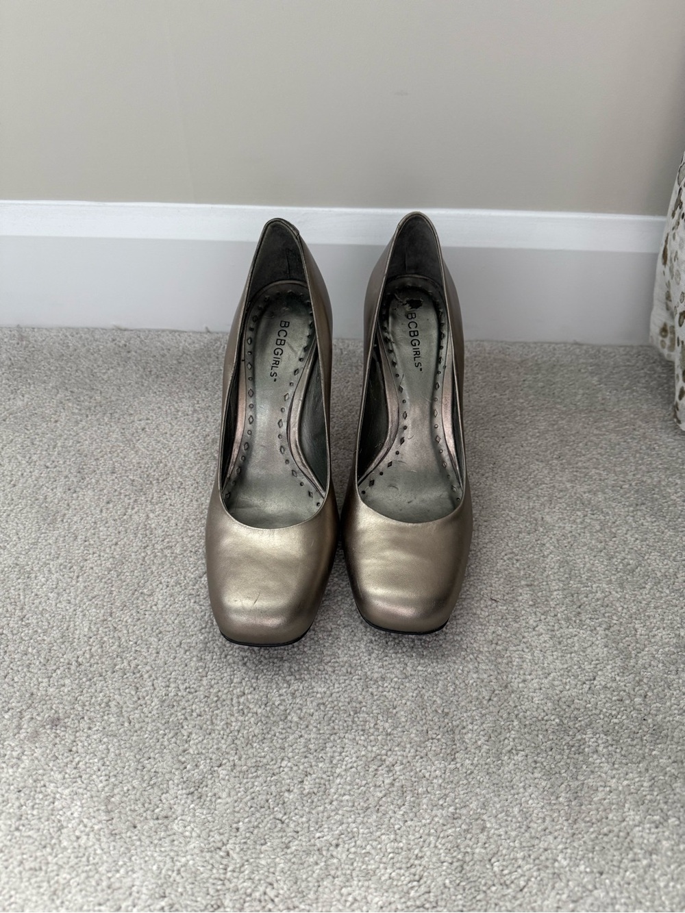 Bcbg girls Metallic Taupe Square-Toe Pumps
